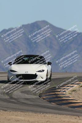 media/Oct-24-2025-Doghouse Garage (Fri) [[783d2ff07a]]/3-Intermediate/Session 3 (Turn 12)/